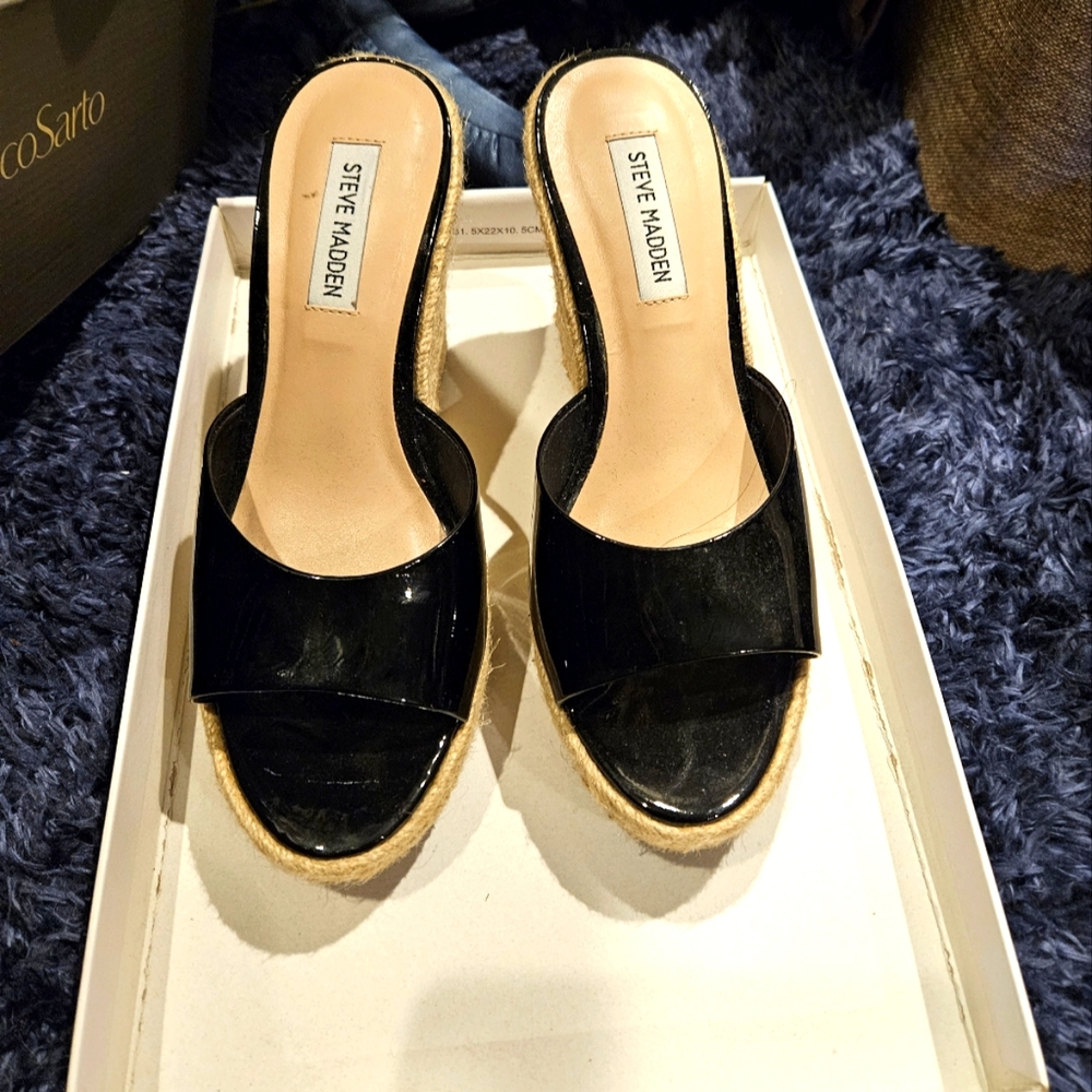 Steve Madden Platform Wedges Black Patent size 8